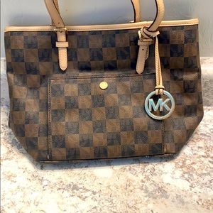 Mk purse
